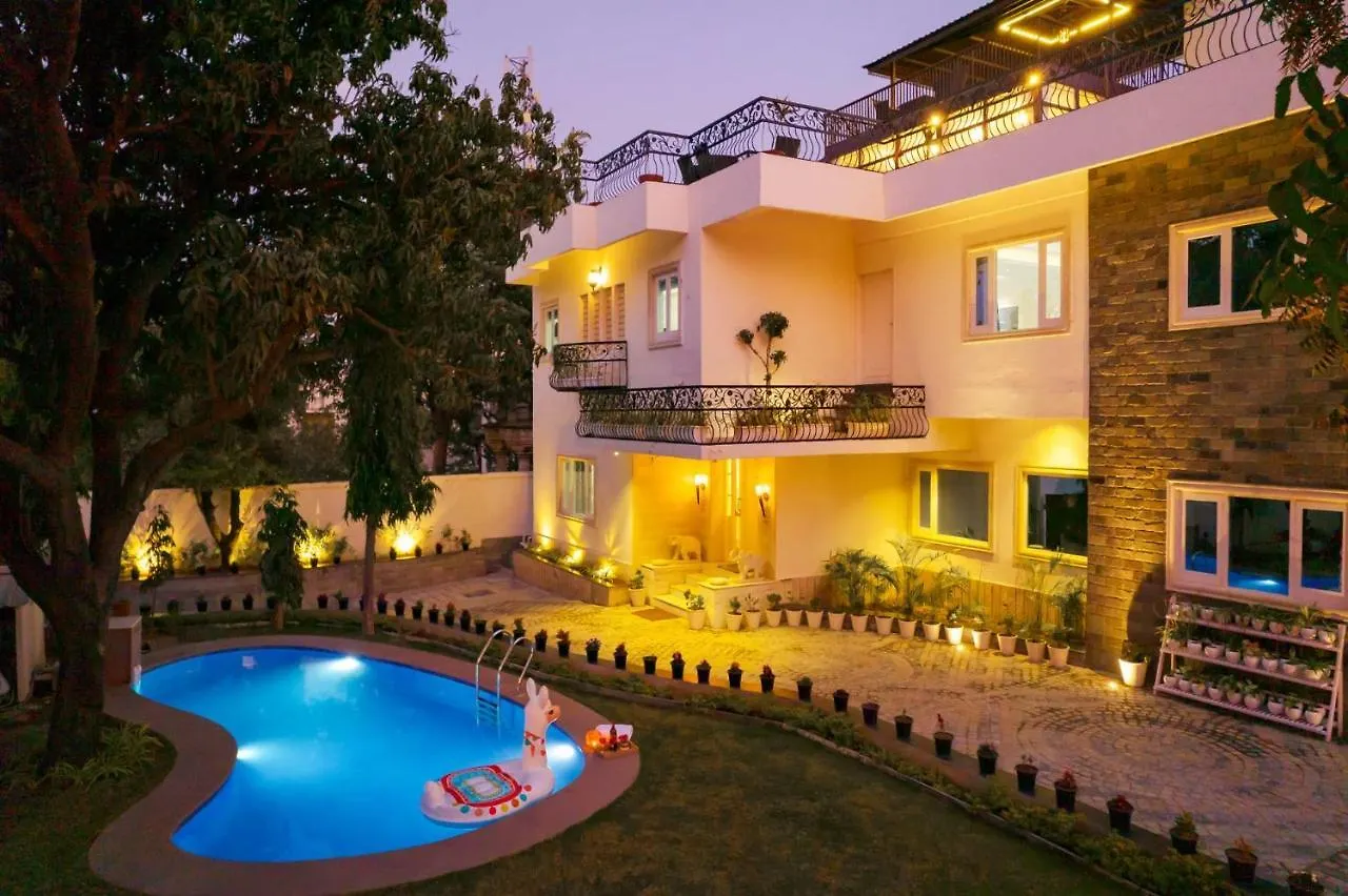1 Amiras - Entire Villa At Fateh Sagar, أُودايبور