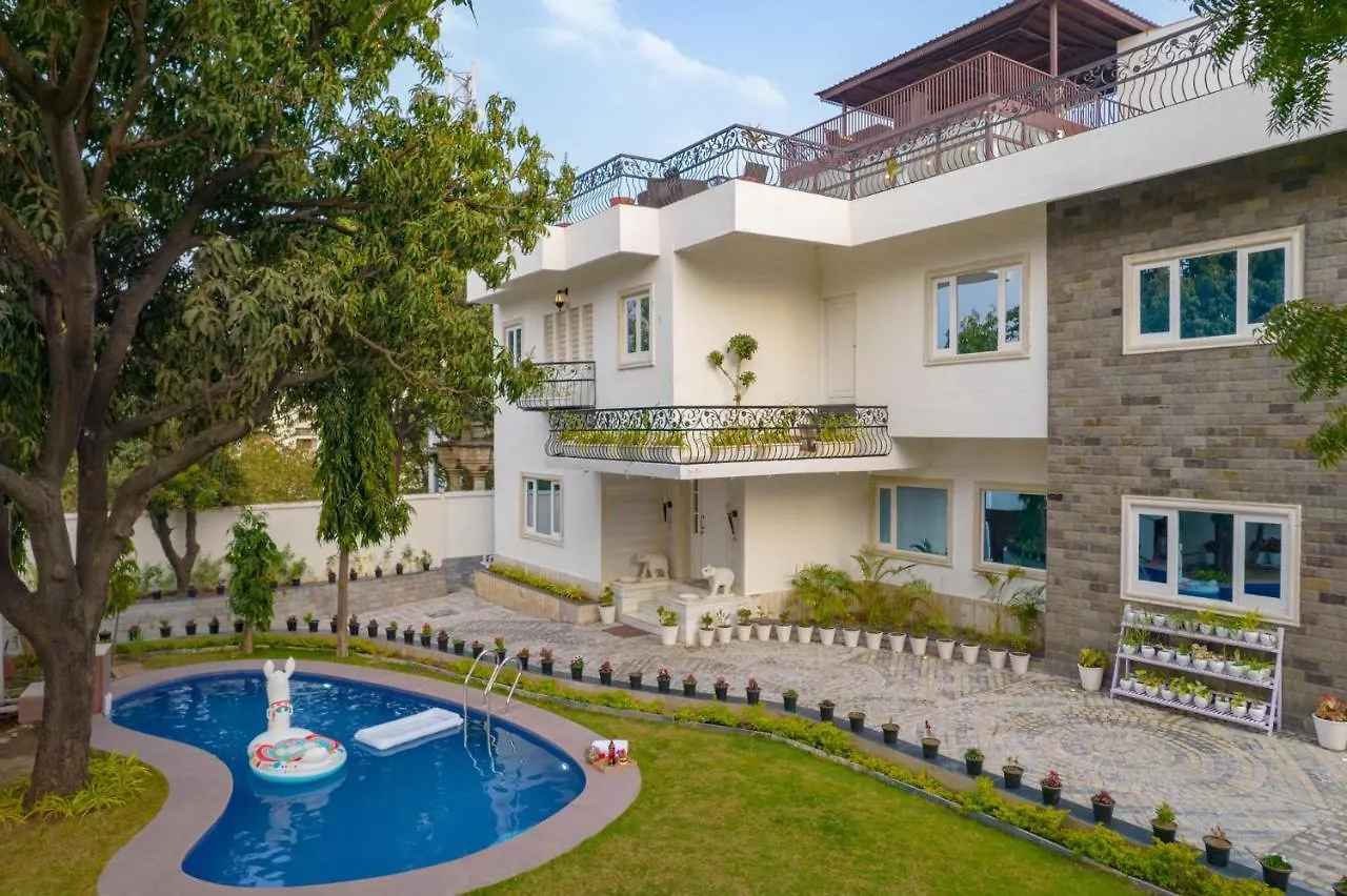 1 Amiras - Entire Villa At Fateh Sagar, أُودايبور