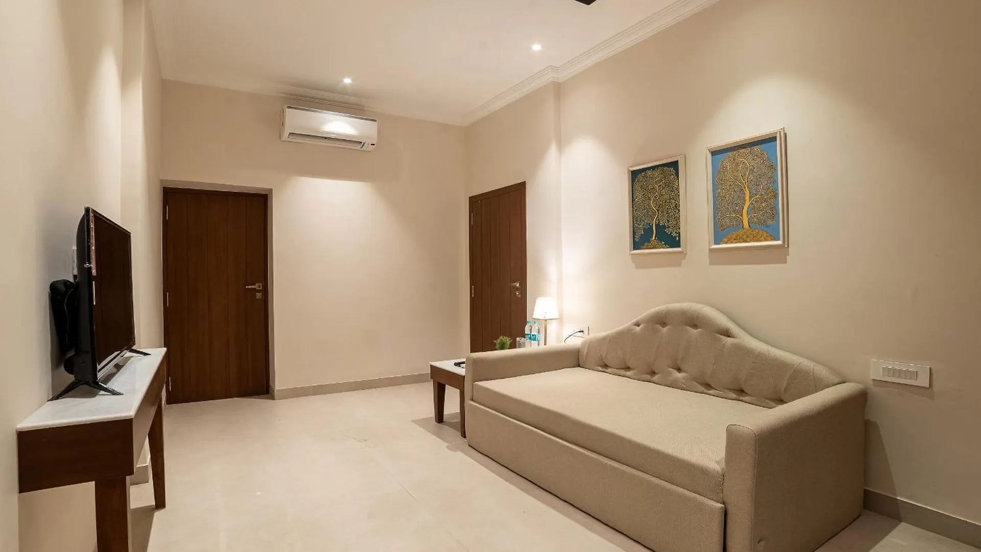 بيت ضيافة 1 Amiras - Entire Villa At Fateh Sagar, أُودايبور الهند