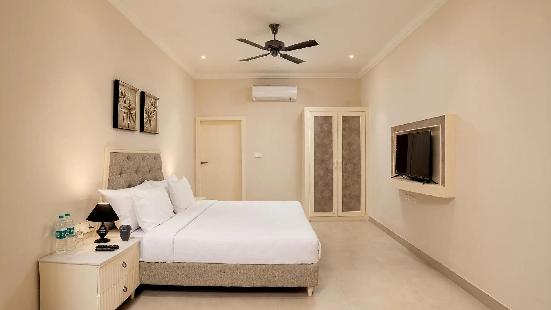 1 Amiras - Entire Villa At Fateh Sagar, أُودايبور بيت ضيافة