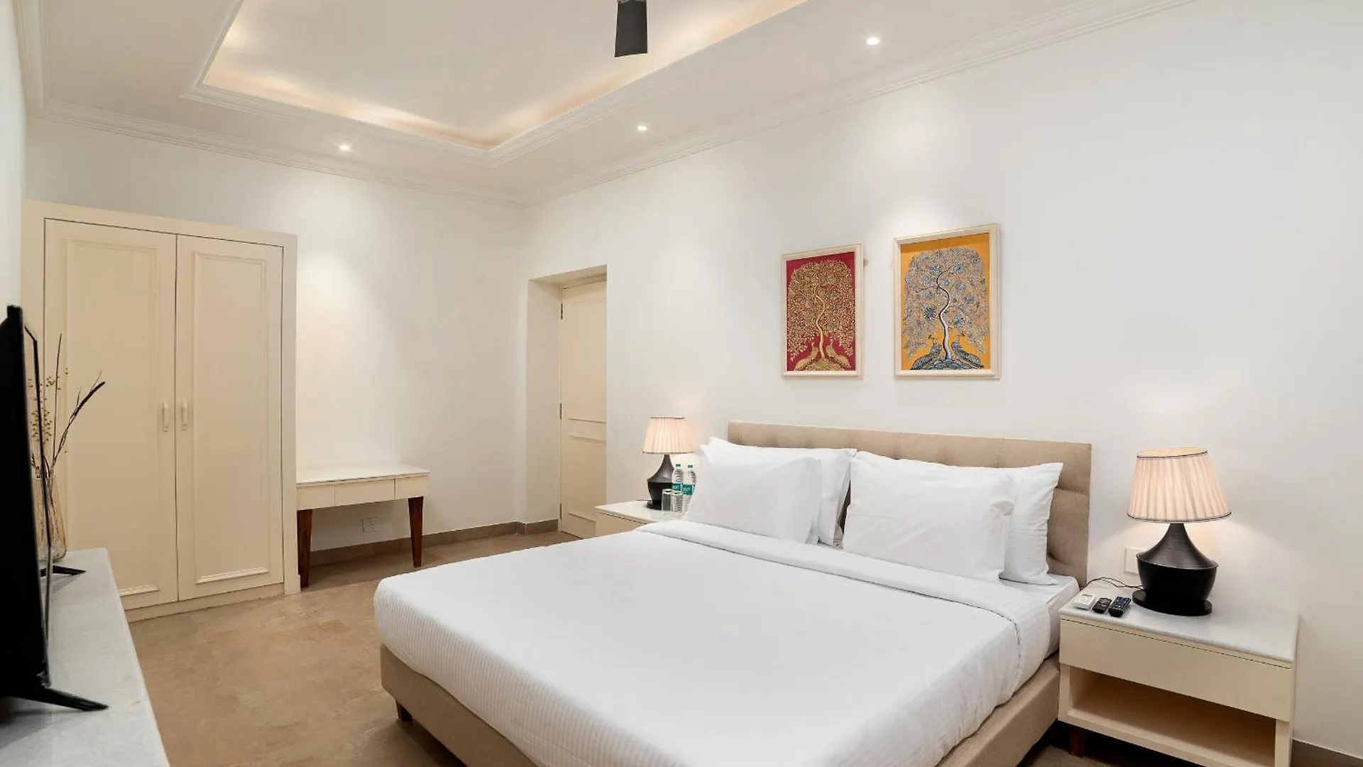 1 Amiras - Entire Villa At Fateh Sagar, أُودايبور 0*,  الهند